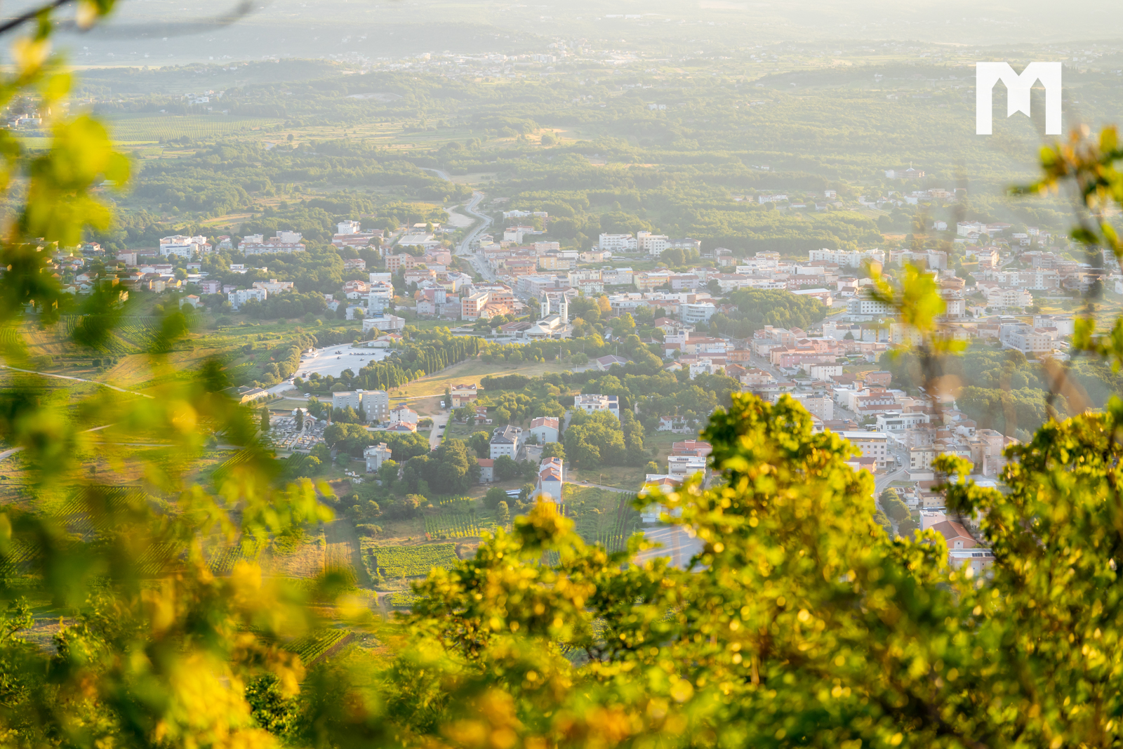 pohled z vrcholu kopce na Medžugorji